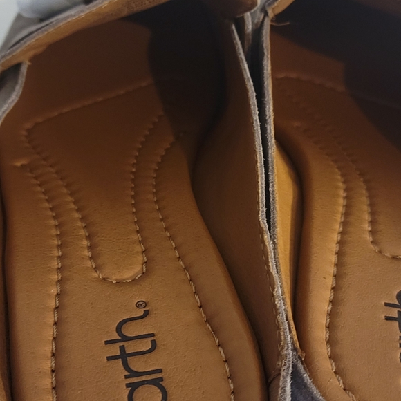 Earth Taupe/gray Suede Loafers - Picture 5 of 5